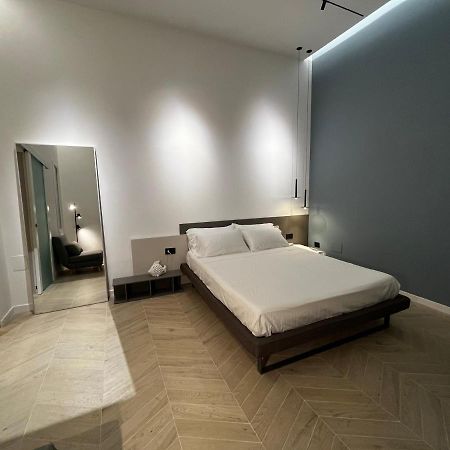 Central Suite 81 Пескара Екстериор снимка