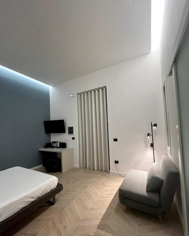 Central Suite 81 Пескара Екстериор снимка